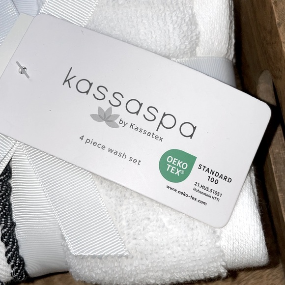 πHP~Beautiful Crisp White plush bath towel set NWT! π - Picture 7 of 12